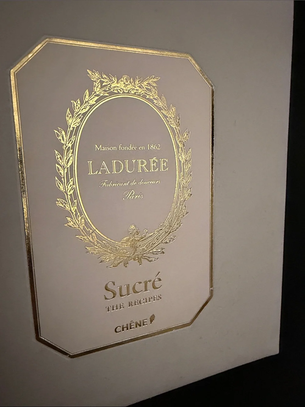 Ladurée Sucré: The Recipes cookbook